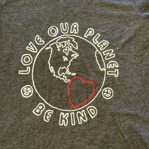 Lucky brand womens tshirt